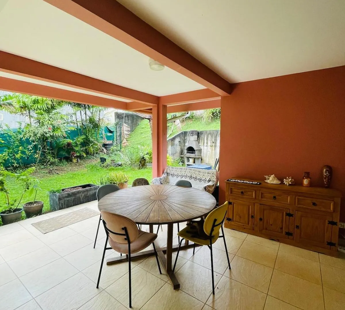 Apartment Appartement Avec Jardin Au Lamentin Proche Mango Vulcin Le Lamentin